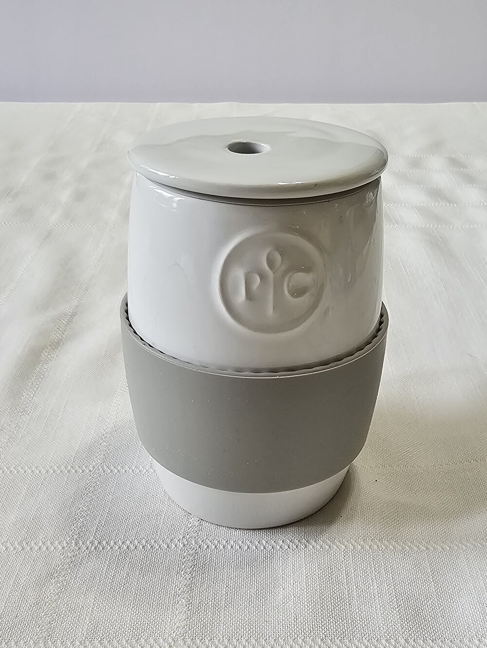Pampered Chef Ceramic Microwave Egg Cooker
